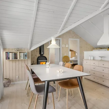 펜션 Three-bedroom In