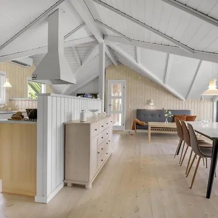 Three-bedroom In 펜션 *